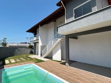 CASA SOBREPOSTA (1ANDAR)