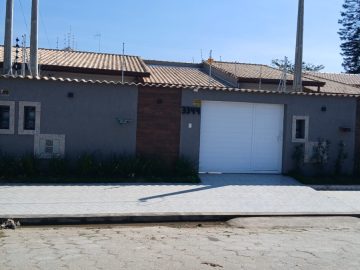 Bela Casa na Praia Bairro Gaivota Itanham-SP